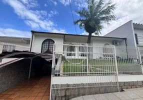 Foto 1 de Casa com 3 Quartos à venda, 124m² em Barreiros, São José