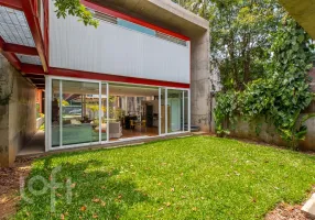 Foto 1 de Casa com 4 Quartos à venda, 400m² em Campo Belo, São Paulo