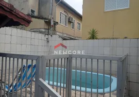 Foto 1 de Casa com 3 Quartos à venda, 230m² em Bom Retiro, Santos