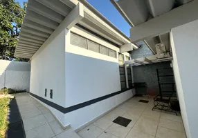 Foto 1 de Sobrado com 4 Quartos à venda, 300m² em Setor Leste Universitário, Goiânia