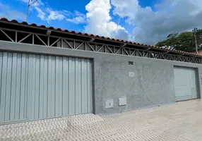 Foto 1 de Casa com 4 Quartos à venda, 121m² em Jardim Guanabara II, Goiânia
