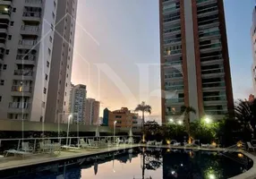 Foto 1 de Apartamento com 3 Quartos para alugar, 125m² em Ponta da Praia, Santos