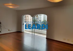 Foto 1 de Apartamento com 4 Quartos à venda, 210m² em Jardim América, São Paulo