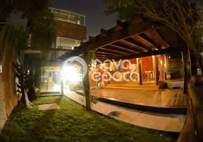 Foto 1 de Casa com 1 Quarto à venda, 300m² em Barra da Tijuca, Rio de Janeiro