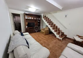 Foto 1 de Sobrado com 2 Quartos à venda, 115m² em Vila Guarani, São Paulo