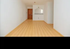 Foto 1 de Apartamento com 2 Quartos à venda, 77m² em Cristal, Porto Alegre