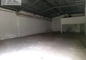 Foto 1 de Galpão/Depósito/Armazém para alugar, 300m² em Jardim Lucia, São Paulo