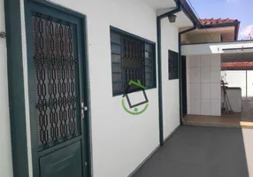 Foto 1 de Casa com 3 Quartos para alugar, 153m² em Vila Suconasa, Araraquara