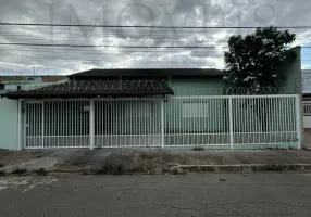 Foto 1 de Casa com 3 Quartos para alugar, 344m² em Vila Americano do Brasil, Goiânia