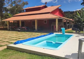 Foto 1 de Casa com 4 Quartos para alugar, 200m² em Pernambuquinho, Guaramiranga