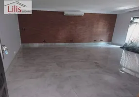 Foto 1 de Sobrado com 3 Quartos para alugar, 250m² em Tatuapé, São Paulo