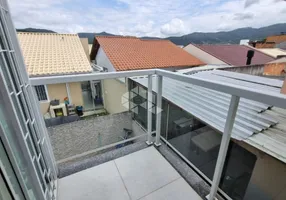 Foto 1 de Casa com 2 Quartos à venda, 65m² em Bela Vista, Palhoça
