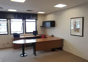 Foto 1 de Sala Comercial à venda, 30m² em Vila Progredior, São Paulo