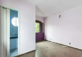 Foto 1 de Casa com 5 Quartos à venda, 282m² em Parque Peruche, São Paulo