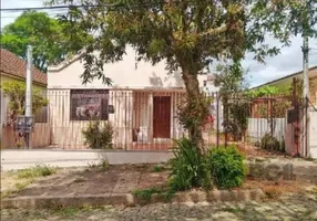 Foto 1 de Casa com 2 Quartos para alugar, 72m² em Vila Ipiranga, Porto Alegre