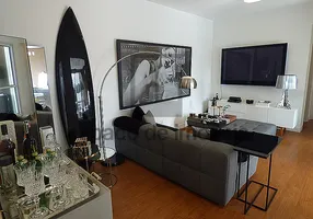 Foto 1 de Apartamento com 2 Quartos à venda, 77m² em Panamby, São Paulo