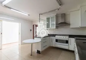 Foto 1 de Casa com 3 Quartos para venda ou aluguel, 280m² em Vila Graciosa, São Paulo