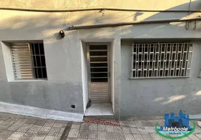 Foto 1 de Casa com 2 Quartos para alugar, 50m² em Jardim Vila Galvão, Guarulhos