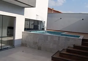 Foto 1 de Sobrado com 3 Quartos à venda, 206m² em Setor Cristina II Expansao, Trindade