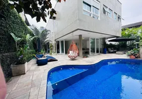 Foto 1 de Casa de Condomínio com 4 Quartos à venda, 550m² em Alphaville, Santana de Parnaíba