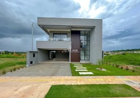 Foto 1 de Casa de Condomínio com 4 Quartos à venda, 210m² em Jardins Capri, Senador Canedo