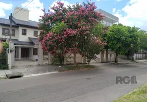 Foto 1 de Casa com 3 Quartos à venda, 274m² em Camaquã, Porto Alegre