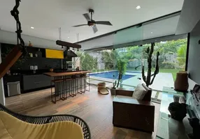 Foto 1 de Casa de Condomínio com 3 Quartos à venda, 450m² em Ponta Negra, Manaus
