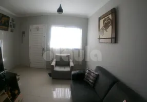 Foto 1 de Casa com 2 Quartos à venda, 75m² em Vila Alpina, São Paulo