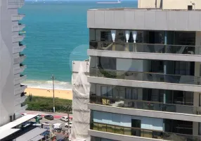 Foto 1 de Apartamento com 3 Quartos à venda, 130m² em Praia da Costa, Vila Velha