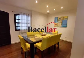 Foto 1 de Casa com 4 Quartos à venda, 261m² em Tijuca, Rio de Janeiro