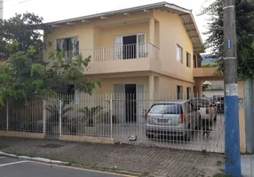Foto 1 de Casa com 3 Quartos à venda, 252m² em Centro, Balneário Camboriú