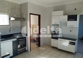 Foto 1 de Apartamento com 2 Quartos à venda, 70m² em Osvaldo Rezende, Uberlândia