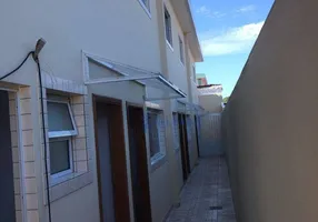 Foto 1 de Casa de Condomínio com 2 Quartos à venda, 65m² em Tude Bastos, Praia Grande