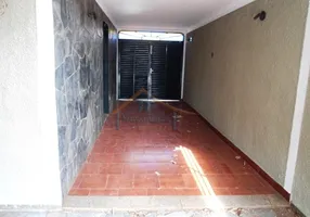 Foto 1 de Casa com 2 Quartos para alugar, 98m² em Vila Tibério, Ribeirão Preto