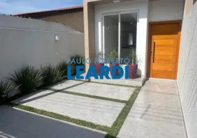 Foto 1 de Casa com 3 Quartos à venda, 100m² em Nova Arujá, Arujá