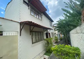 Foto 1 de Casa de Condomínio com 2 Quartos à venda, 86m² em Anchieta, Rio de Janeiro