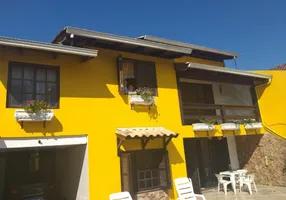Foto 1 de Casa com 2 Quartos à venda, 201m² em Ponta Grossa, Porto Alegre