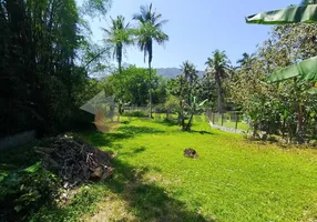 Foto 1 de Lote/Terreno à venda, 1200m² em Pegorelli, Caraguatatuba