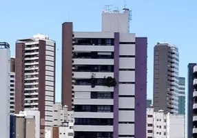 Foto 1 de Apartamento com 4 Quartos à venda, 215m² em Ondina, Salvador