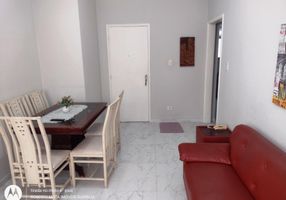 Foto 1 de Apartamento com 2 Quartos para venda ou aluguel, 65m² em Praia das Pitangueiras, Guarujá