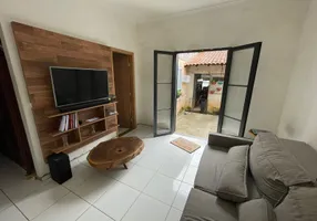 Foto 1 de Casa com 3 Quartos à venda, 200m² em Loteamento Capotuna, Jaguariúna