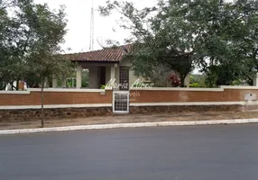 Foto 1 de Casa com 3 Quartos à venda, 250m² em Centro, Analândia