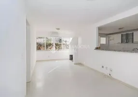 Foto 1 de Apartamento com 3 Quartos à venda, 88m² em Mont' Serrat, Porto Alegre