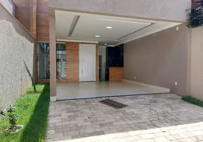 Foto 1 de Casa com 3 Quartos à venda, 120m² em Goiania 2, Goiânia