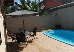 Foto 1 de Casa com 4 Quartos à venda, 250m² em Sape, Ubatuba