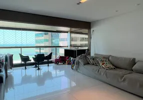 Foto 1 de Apartamento com 3 Quartos à venda, 179m² em Boa Viagem, Recife