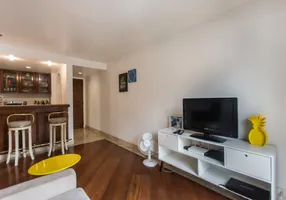 Foto 1 de Apartamento com 1 Quarto para alugar, 75m² em Itaim Bibi, São Paulo