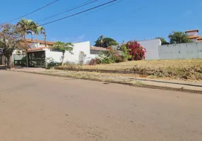 Foto 1 de Lote/Terreno à venda, 330m² em Parque Santa Marta, São Carlos