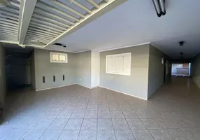 Foto 1 de Casa com 3 Quartos à venda, 250m² em Vila Barcelona, Sorocaba