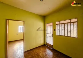 Foto 1 de Casa com 2 Quartos à venda, 42m² em São Luis, Divinópolis